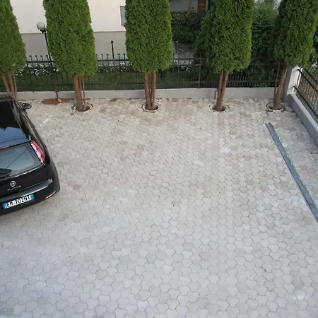 Alo Vila Klara